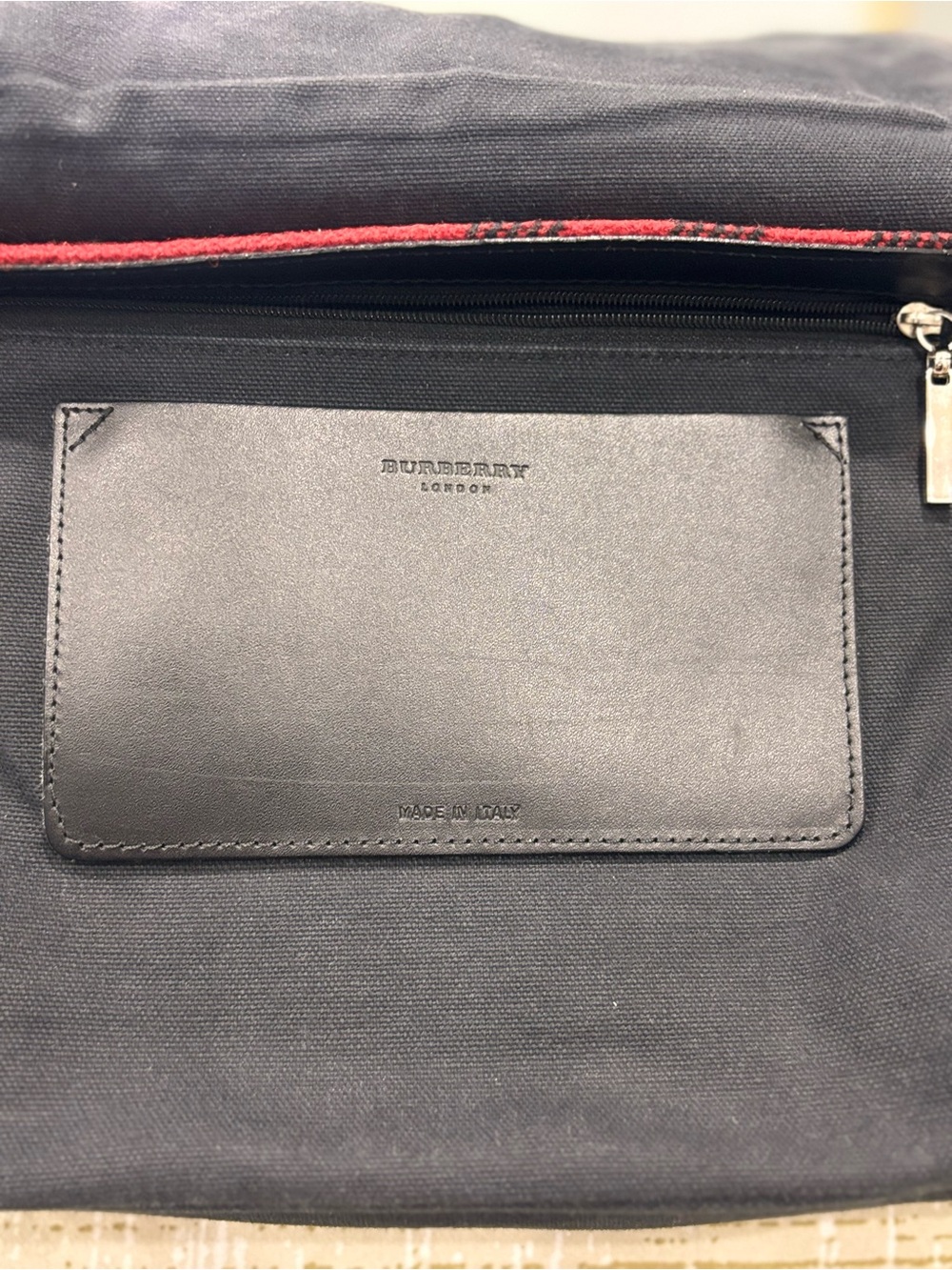 Burberry wool check pattern - Picture 9 of 16